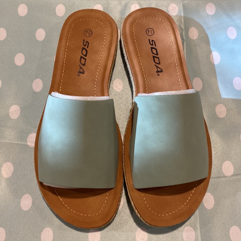 Slip on Sandals